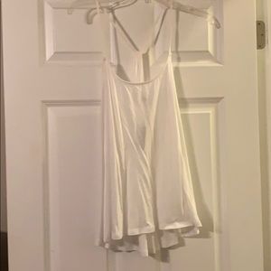 Strapped twist back flowy cami NWT